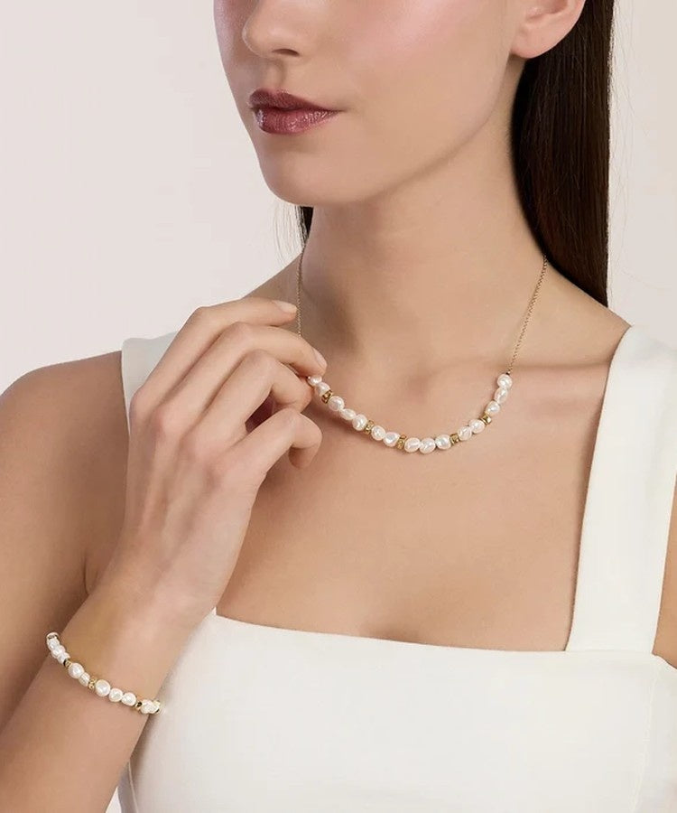Colar choker dourado com pérolas de concha Kidult