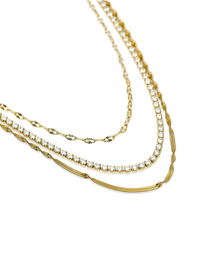Colar Kidult Dourado com Correntes Fancy e Tennis de Cristais