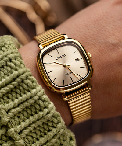 Relógio Casio Collection Dourado Senhora