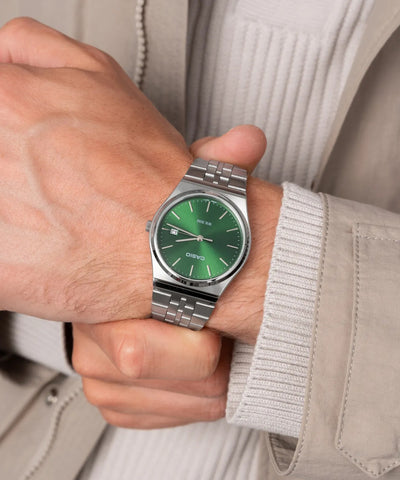 Relógio Casio Collection  Verde Aço Inoxidável